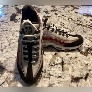 Nike Air Max 95, Size 9.5